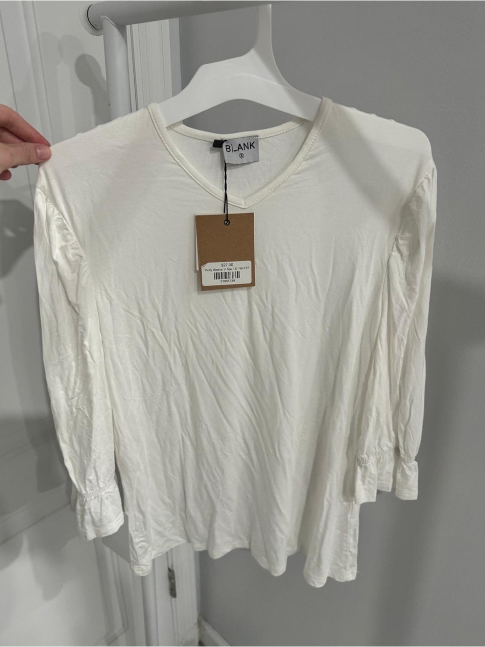 NWT DRESS BLANK White Puffy Sleeve Top (3/4 length sleeve)